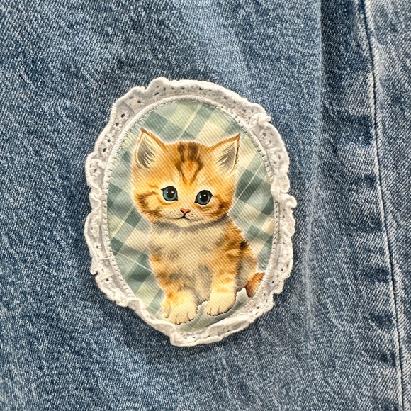 Sweet Society Cat Portrait Bow Mom Jeans – Hot Topic Size 9 - Picture 5 of 9